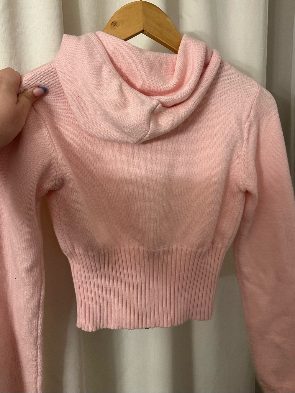 Edikted Sweater - Picture 4 of 6